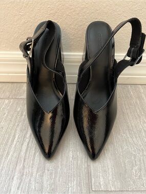 Old Navy Black Patent Pointed Slingback Heels